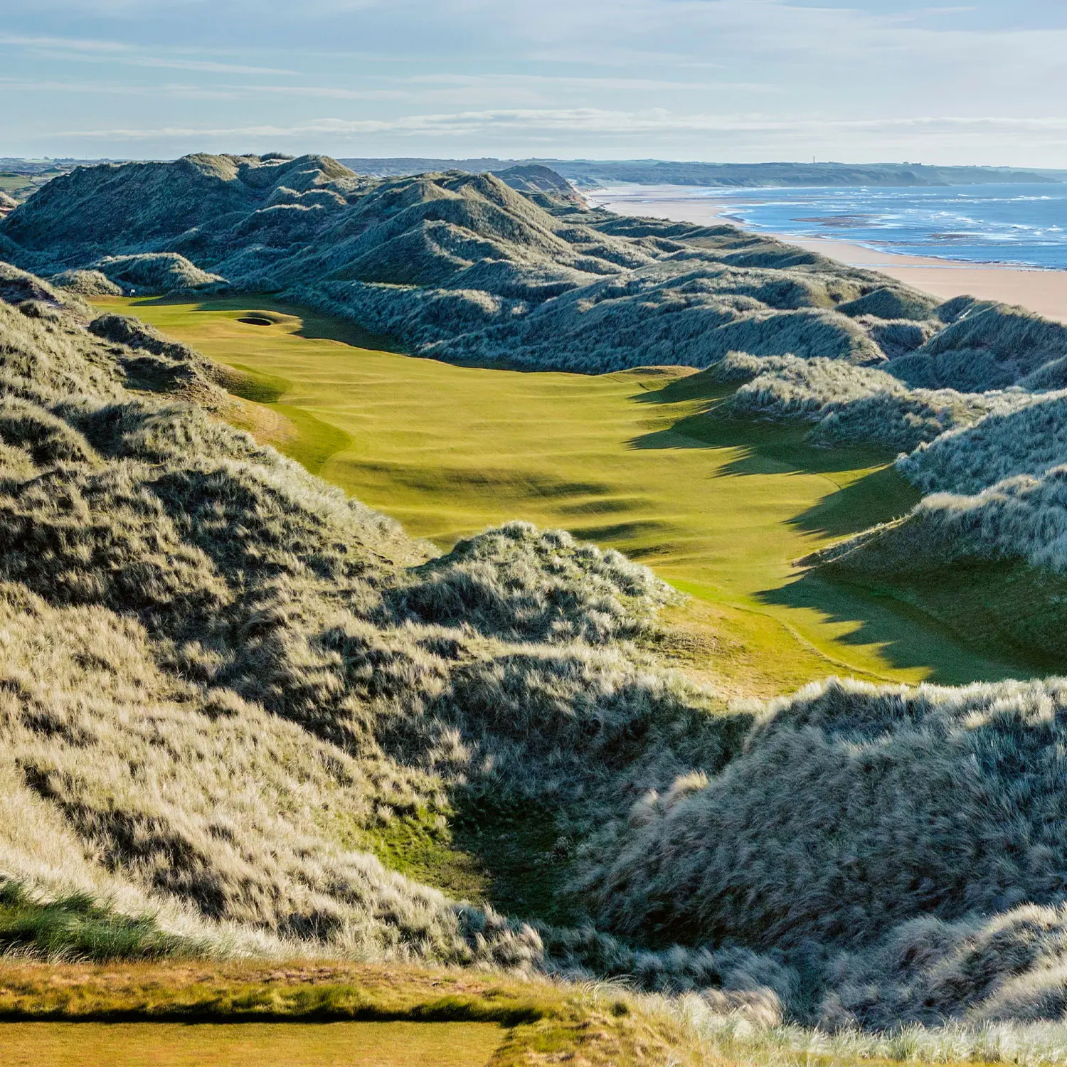 tee-off-tours-highlands-north-east-swing-trump-international-golf-links-aberdeen